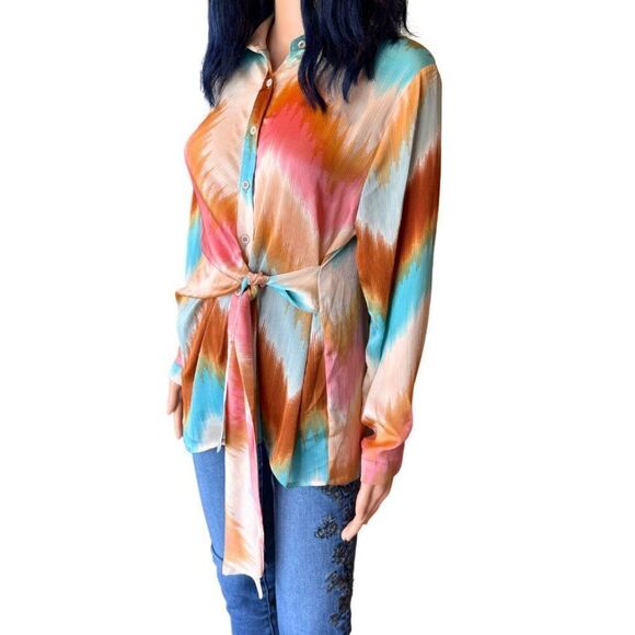 NWT Beulah Style Abstract Tie Front Button Up Blouse - Picture 4 of 6